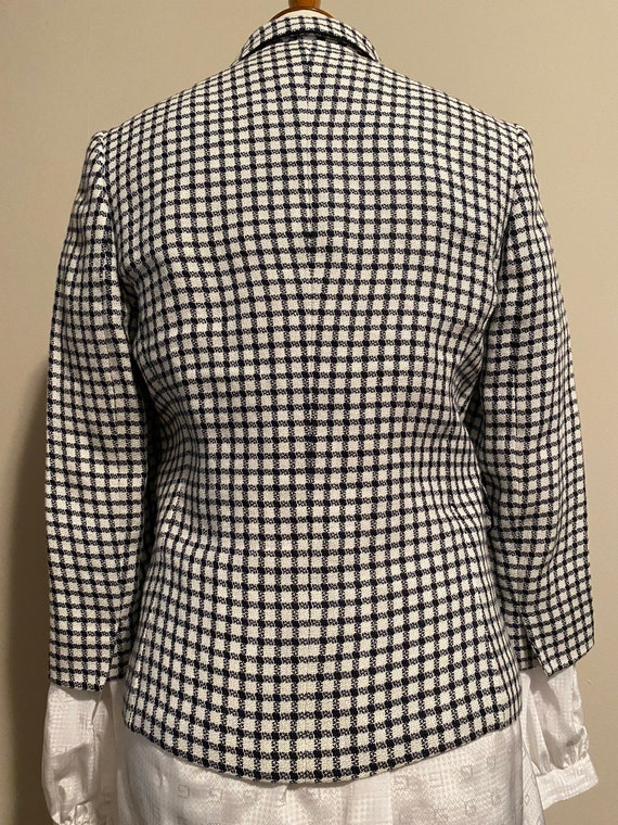 1990’s Max Mara Houndstooth Linen Blazer - image 9