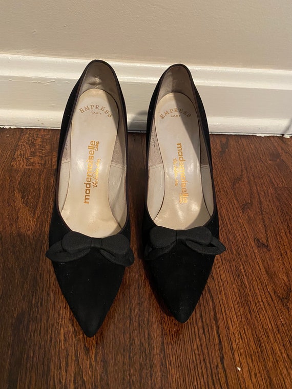 1960’s Black Pumps w/ Bow Detail - image 1