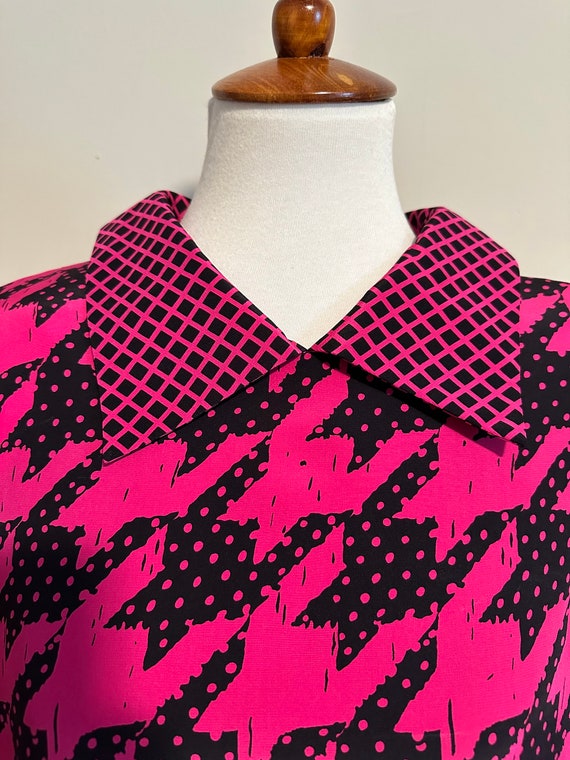 1980’s Bill Blass Silk Houndstooth Print Dress - image 3