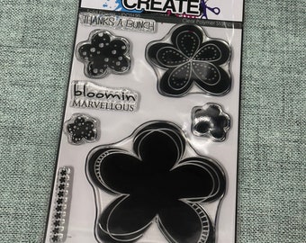 Ensemble de tampons Solid Flowers A6 pour la fabrication de cartes et l'artisanat en papier | Mixed Media art et scrapbooking