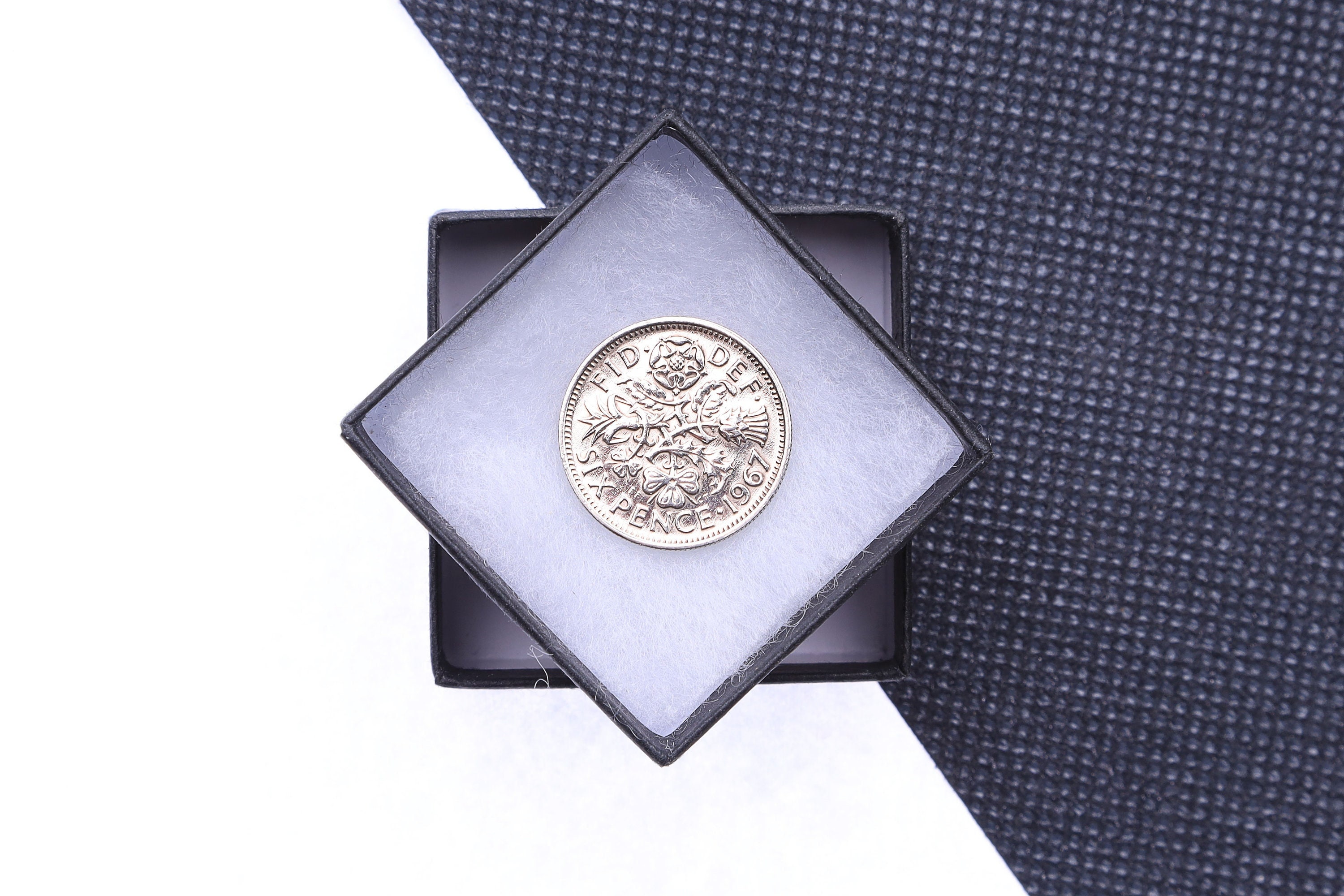 箱入りラッキーシックスペンス6ペンス研磨コイン誕生日結婚祝い - 1929