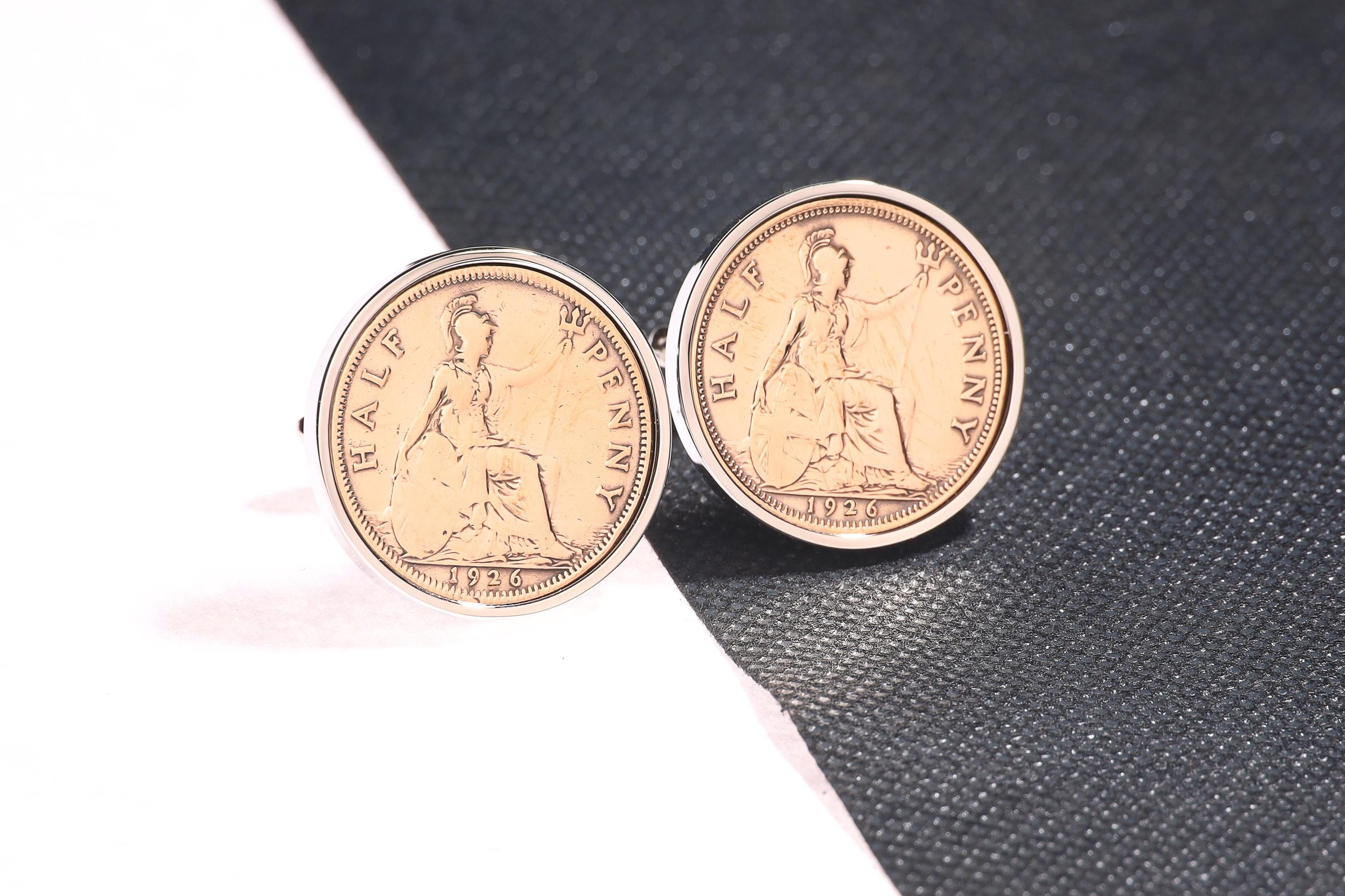 Boutons De Manchette Vintage – Demi Penny De 1941 (George VI) Et 1955 (Elizabeth II), Argentés, Occasion En Bon état