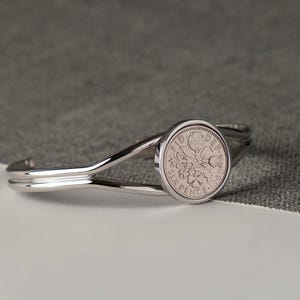 1961 Bracelet - Etsy UK