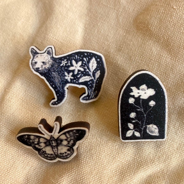 Wooden pins, badges, bear, butterfly, blackberry