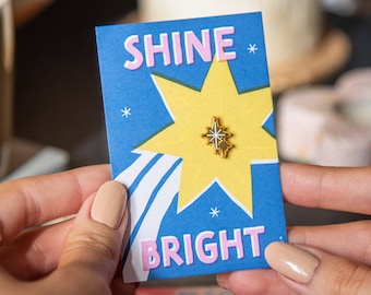 Star pin | star enamel brooch | gold star lapel pins | gift for her | Christmas star badge | Christmas gift keepsake coat pin