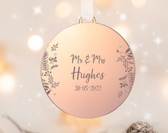 Luxury Mr and Mrs, Mr and Mrs bauble, wedding gift, personalised gifts, christmas gifts, christmas baubles, couples gifts,  LUX10