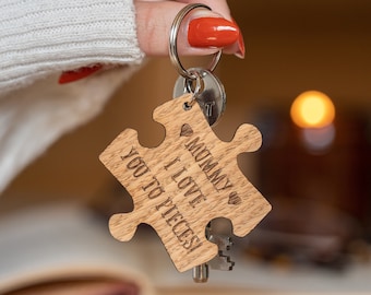 Gift for Mum Keyring Mummy I love you to pieces wooden engraved keyring for Mothers day birthday or Christmas