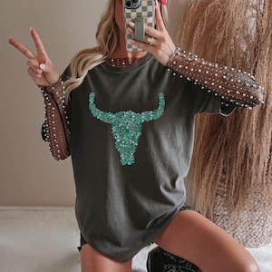 Women's Western Style Turquoise Long Horn, Cowgirl shirt, Sweatshirt, Comfort Colors , Oversized Sweatshirt, womens T-shirts, Womens Shirts
