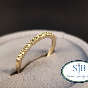 Peridot Rings, 14k Peridot Rings, 14k Yellow Gold Peridot Band, August Birthstones, Peridot Jewelry, Stackable Rings, Size 6.5, #R791