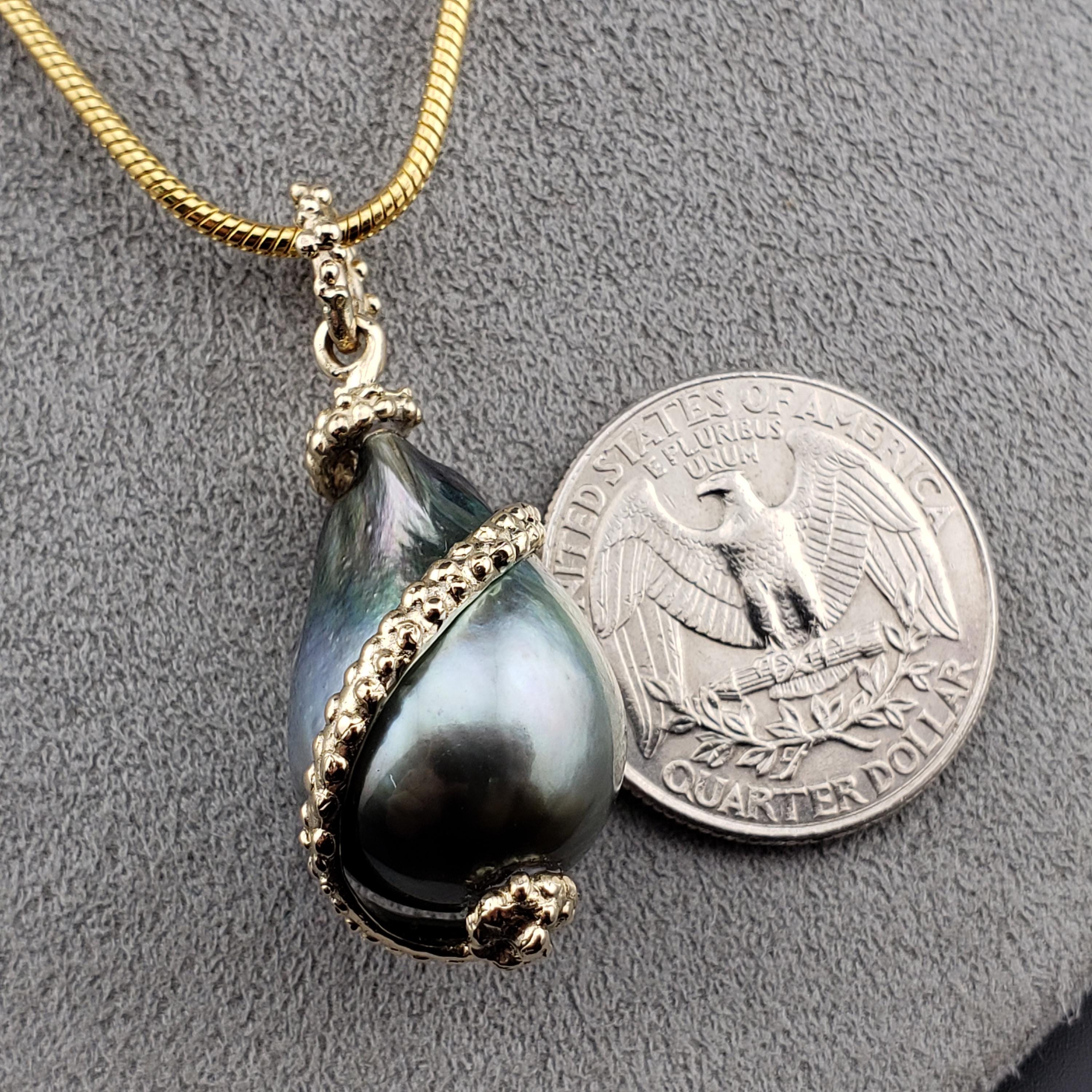 タヒチアンパールペンダント、大粒のブラックタヒチアンパール、14K