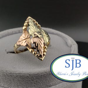 Vintage Black Hills Gold Ring, Vintage 10k Yellow Green & Rose Gold Grape Leaf Ring, Unique Black Hills Gold Grape Leaf Ring, Size 7, #C5078