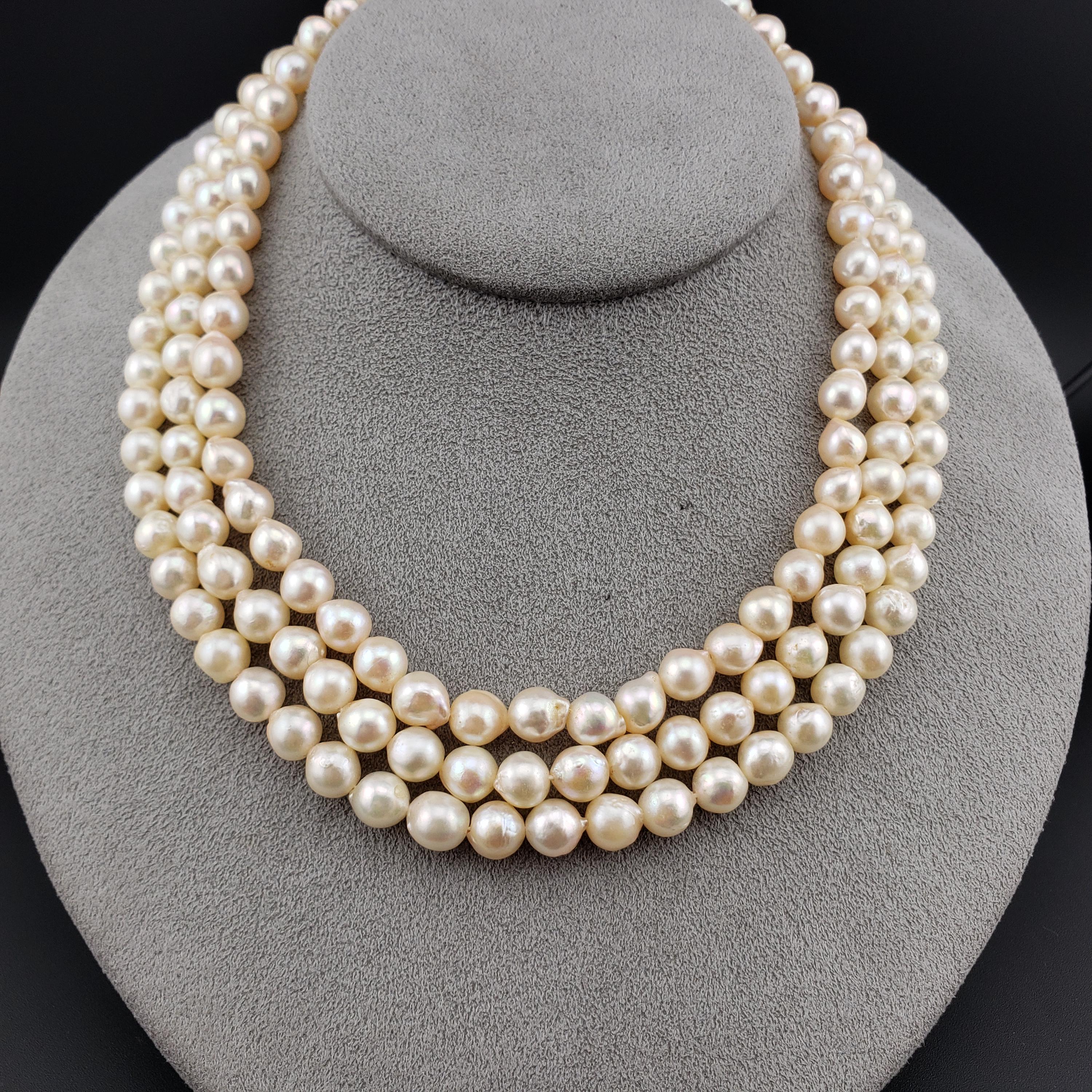 アクセサリー 3WAY PEARL NECKLACE Vintage Triple Pearl Strand Necklace, 16.5
