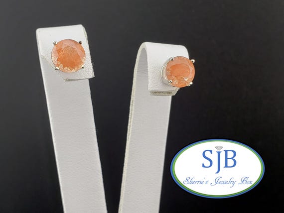 ピアス Oregon Sunstone ...  pierce or earring Oregon Sunstone Halo and Diamond Earrings – Lynne Mercein