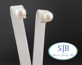 Pearl Earrings, 14k Pearl Earrings, 14k Yellow Gold Stud Earrings, 10mm White Pearl Studs, Classic Pearl Studs, Stud Style Earrings, #E1368