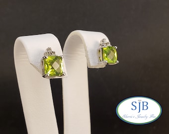 Peridot Ohrringe, 10k Peridot Ohrstecker, 10k Weißgold Peridot & Diamant Ohrstecker, grüne Stein Ohrringe, August Birthstone Ohrringe, #E505