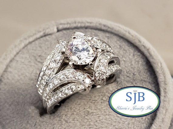 Statement anniversary rings deals