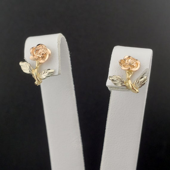Vintage Flower Earrings, 14k Tri Color Gold Studs… - image 3