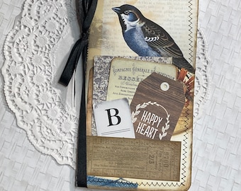 Handmade Junk Journal: Travelers Notebook Insert, Scrapbook