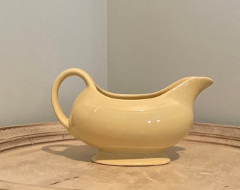 fiesta gravy boat （サンフラワー） Vintage Fiesta Gravy Boat in Sunflower Yellow - Etsy Canada