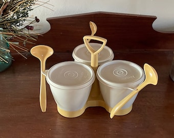 Tupperware Condiment Server with Spoons