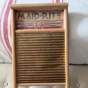Antique MAID-RITE Washboard by Columbus Washboard Co, No. 2062