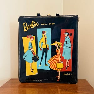 Barbie 1961 Hatbox Doll Case Hallmark Ornament - Vinyl Case With Working Zipper, 2.75 Inches - View #7