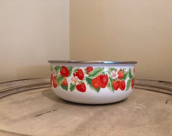 Items Similar To Kobe Kitchen Strawberry Enamel Bowl On Etsy