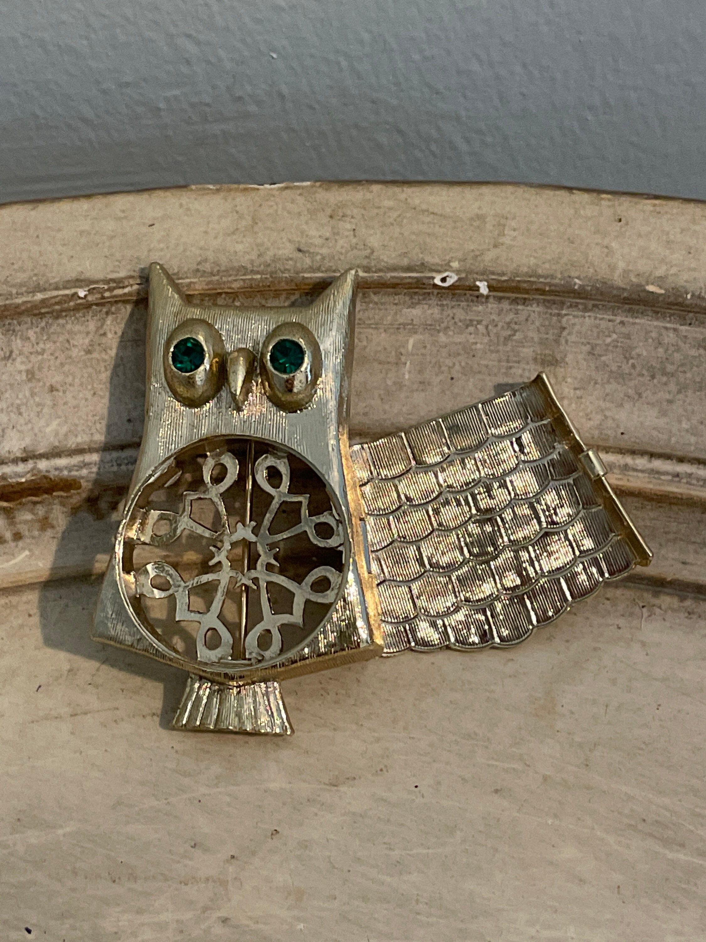 Broche Porte-parfum Vintage Hibou Avon - Cristaux émeraude - Signé A18 - Occasion