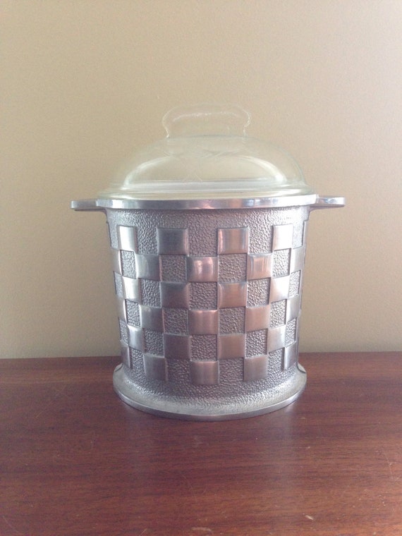 farmhouse ice bucket