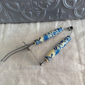 Primitive Wire Fork ~ Campfire Roasting ~ Meat Fork