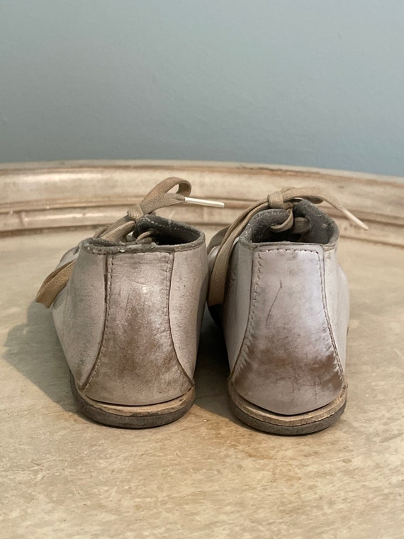 Vintage Baby Shoes ~ White Leather - image 5