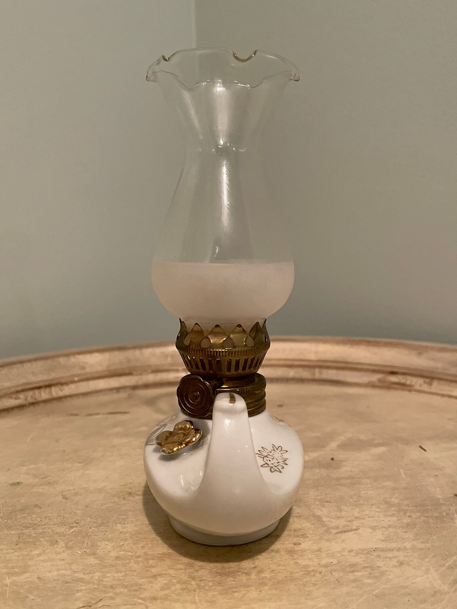 Vintage Genie Oil Lamp With Gold Gilding Floral Detail Etsy