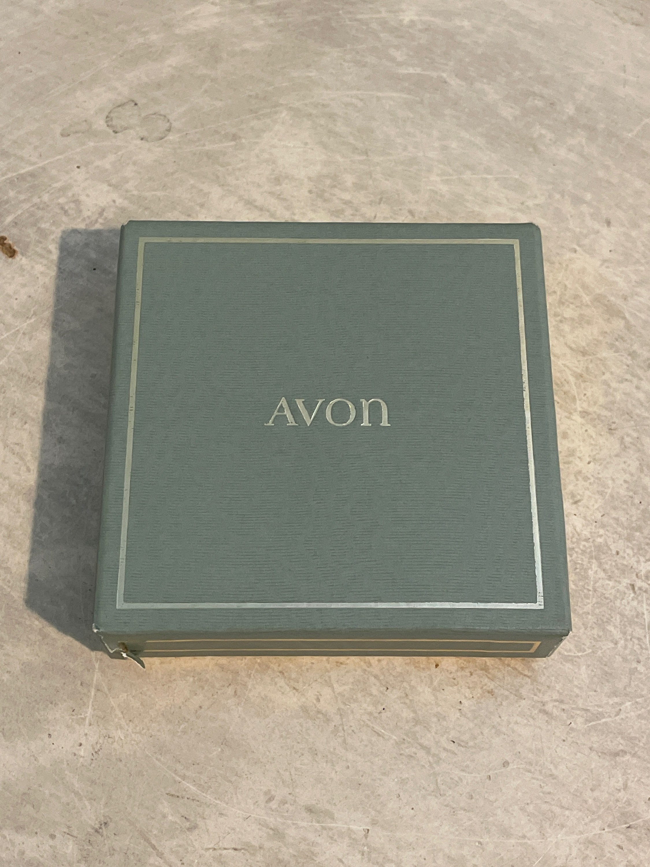 Broche Porte-parfum Vintage Hibou Signée AVON - Ornée De Cristaux émeraude, Occasion, Modèle A18