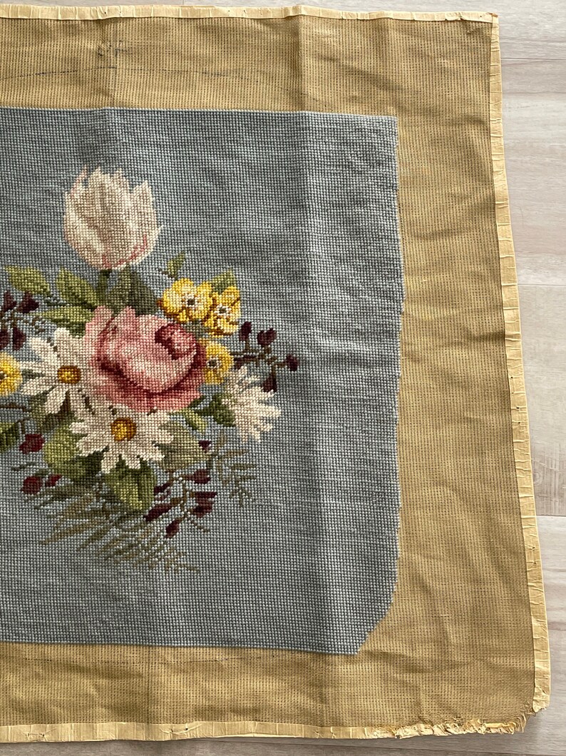 Vintage Floral Needlepoint Tapestry Single Large image 8