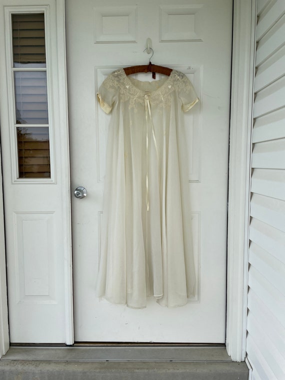 Vintage Montaldo's House Coat ~ Nightgown - image 1