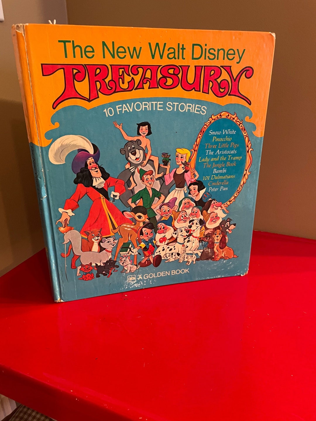 The New Walt Disney Treasury, Children's Hardcover Book, Reading