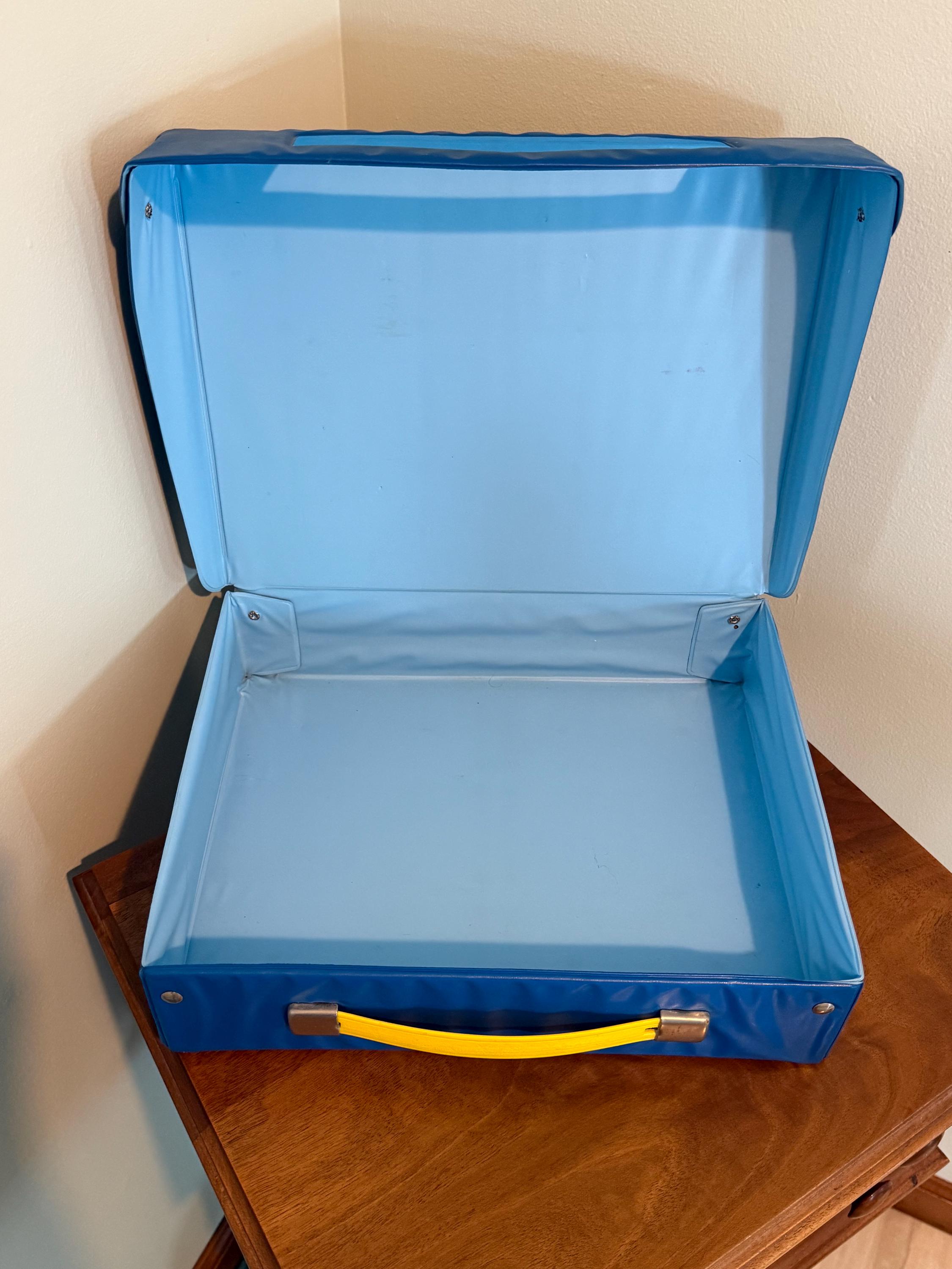 MATCHBOX キャリーケース 1981 MATCHBOX キャリーケース 1981 - メルカリ