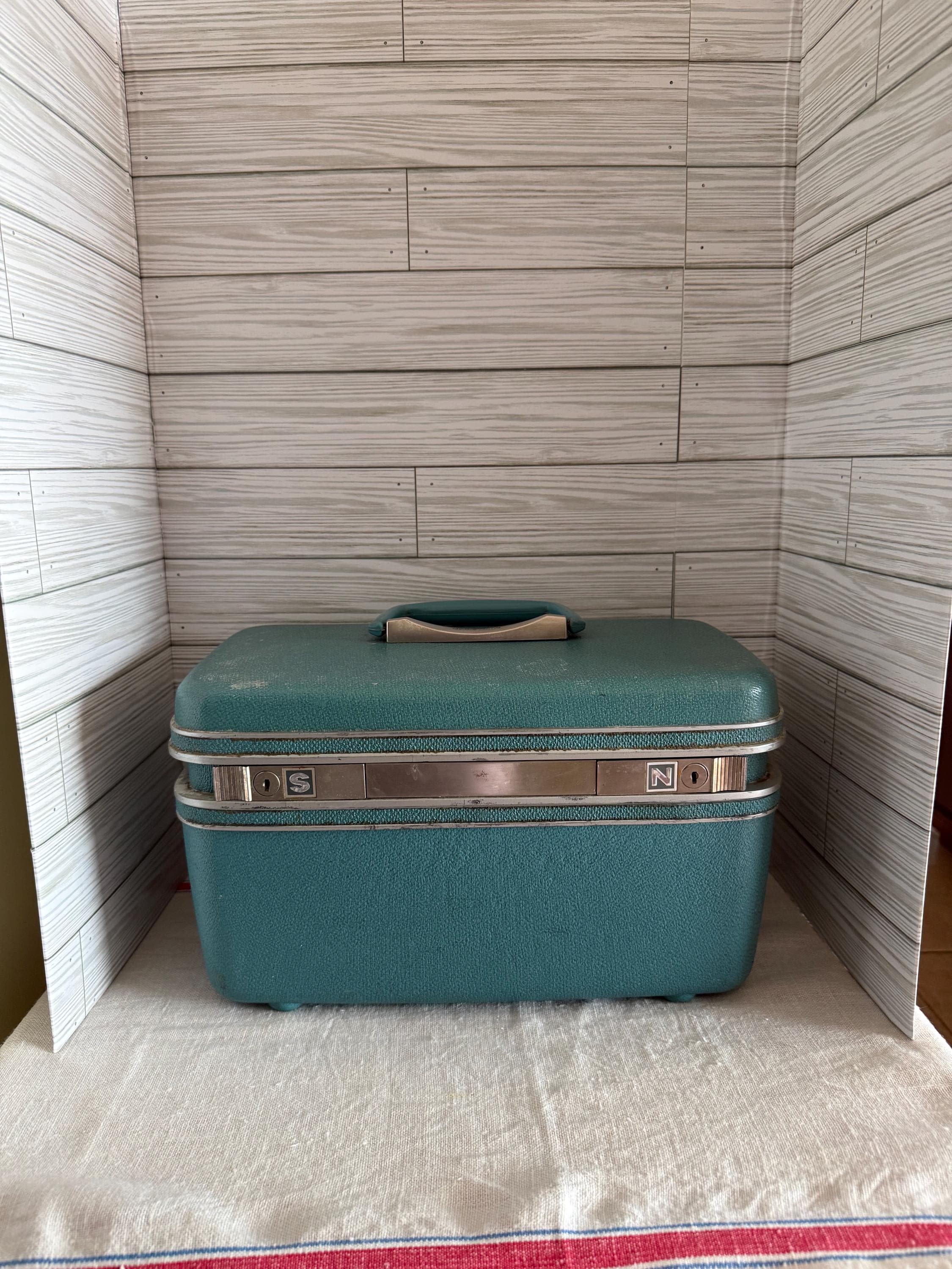 Samsonite Silhouette - Etsy
