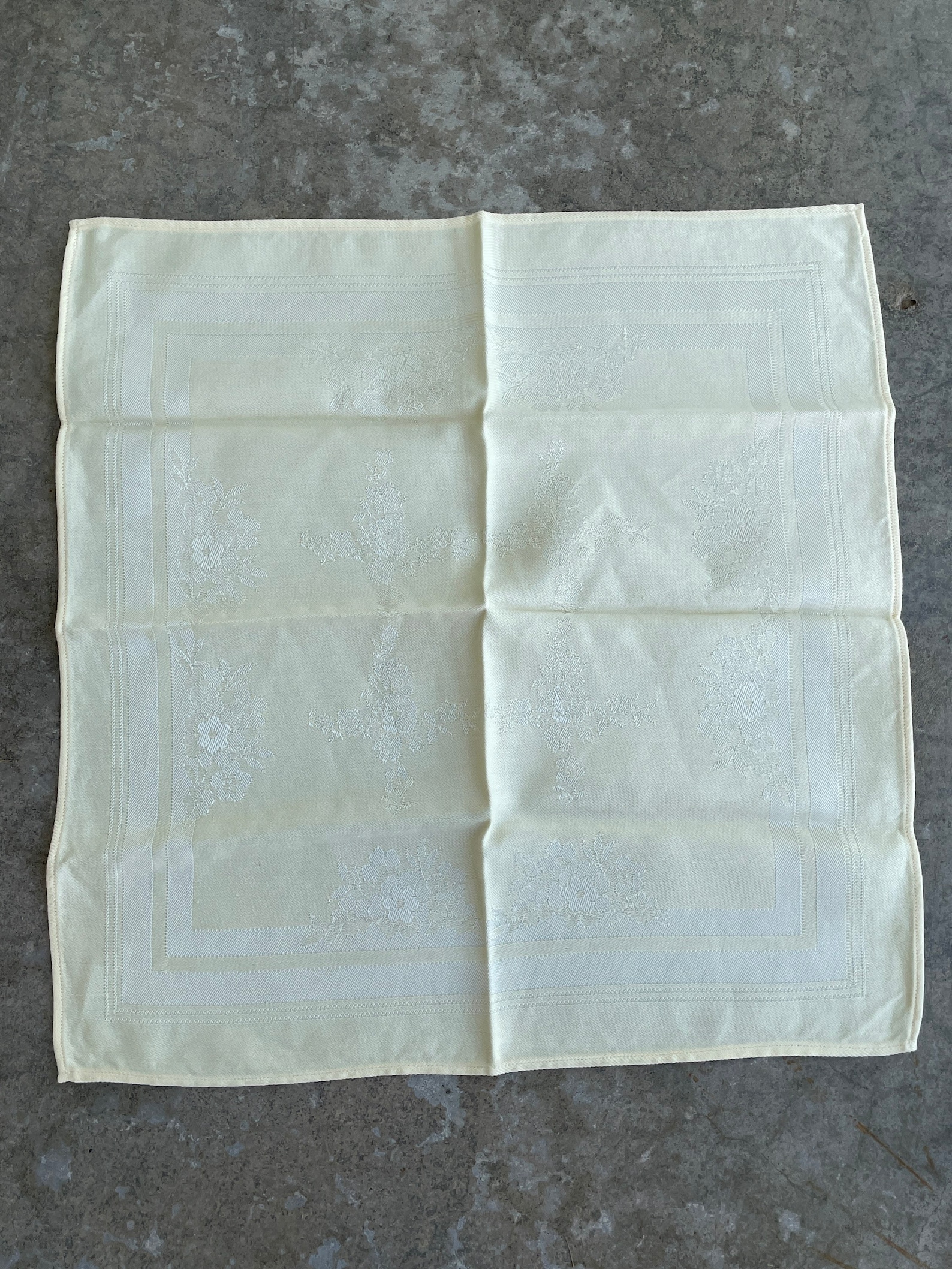 Vintage Cloth Napkins Set of 5 Yellow and White Etsy.de