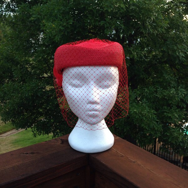 Vintage Red Mini Hat Fascinator with Red Birdcage or Veil