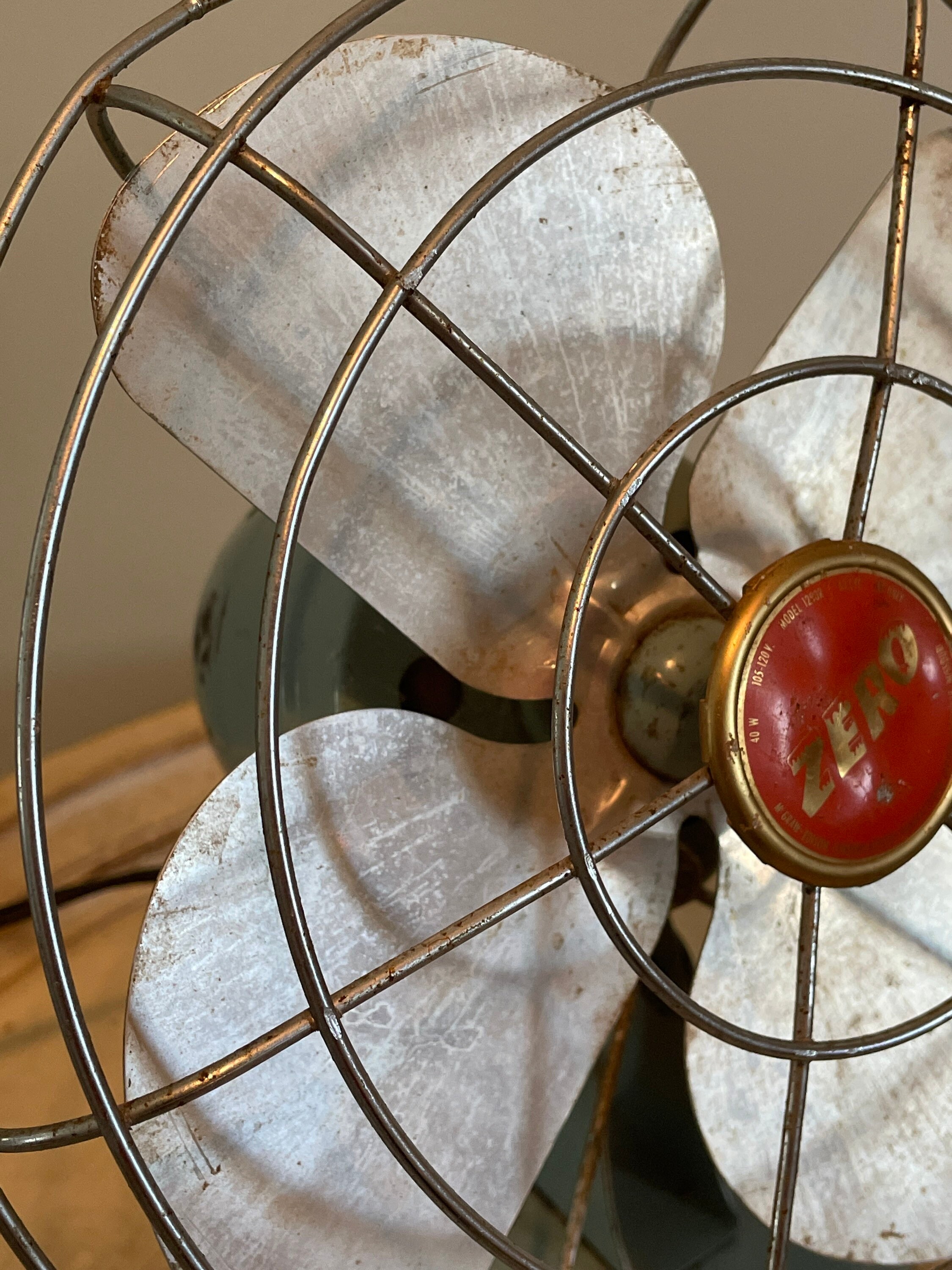 Vintage Zero Electric Fan ~ Mcgraw Edison Company ~ Blue and
