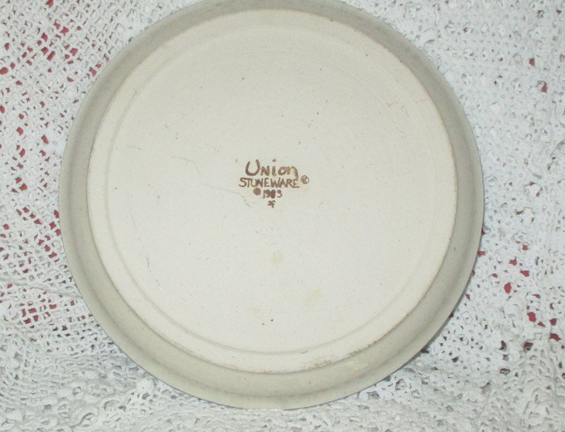 Vintage Union Stoneware Blueberry Plate 1983