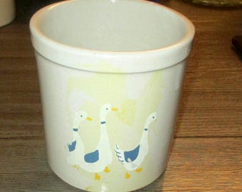 Vintage R.R.P Ransbottom  2 Qt High Jar Crock #20 With Country Geese Designs