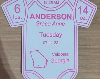 Onesie Baby Announcement - Plaque - Wall Hanging