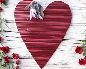 Corazón rústico de hojalata roja / Corazón rojo de San Valentín / Corazones de hojalata corrugada / Corazones de metal / Corazones de hojalata