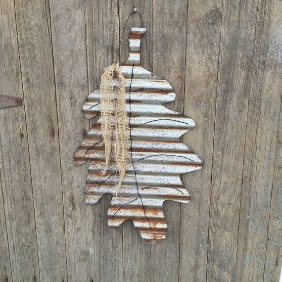 Corrugated tin leaf / rustic leaf decor / rusty tin leaf / Etsy Polska