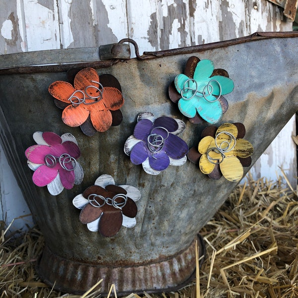handmade tin flower magnets / tin flower magnets / rustic tin flower decor