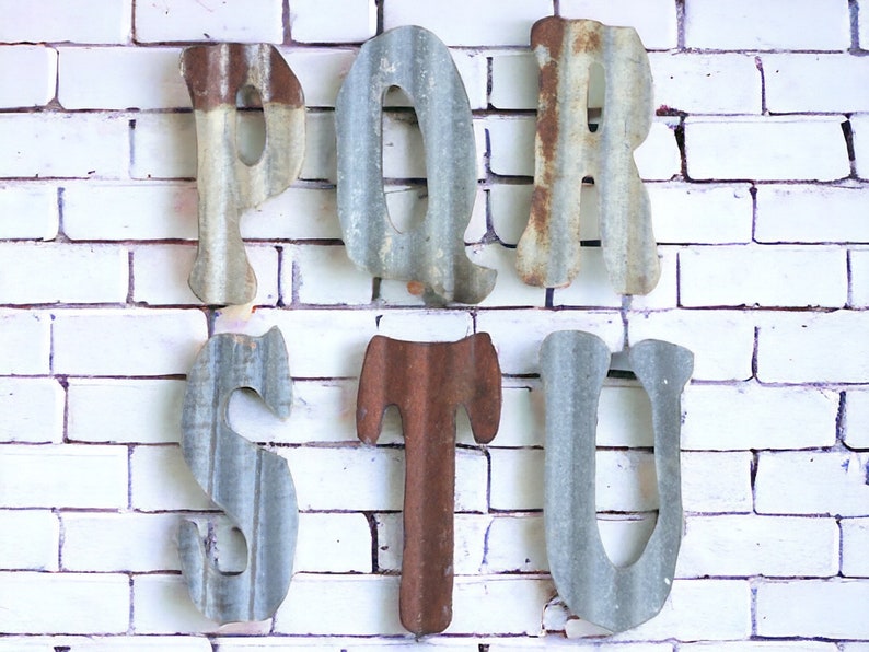 8 corrugated tin letters / rustic tin letters / rusty tin letters / tin letters A-Z zdjęcie 3