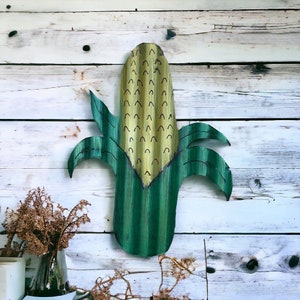 corrugated tin ear of corn / tin corn cob / tin garden decor