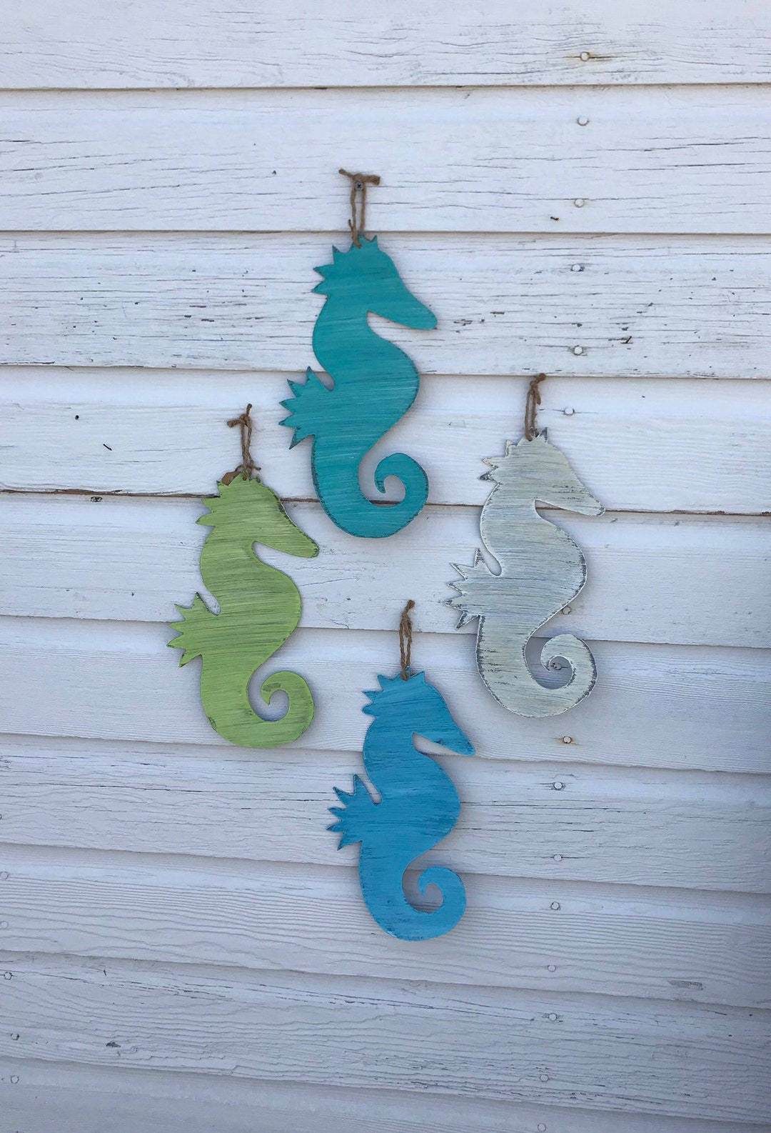 Handmade Tin Seahorse Wall Hanging / Beach Bathroomdecor / Beach House